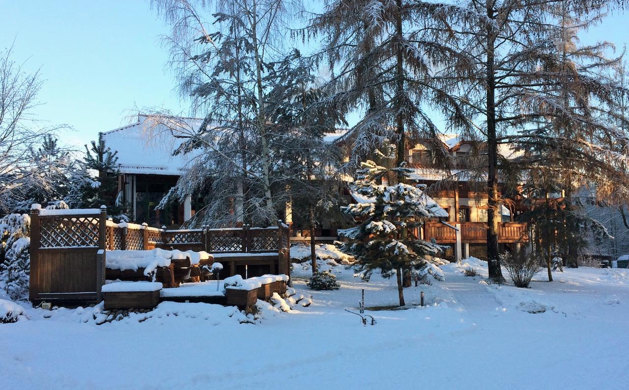 Stajnia Sarnowek Nad Jeziorem Rozany Bed and Breakfast Rozajny Wielkie Esterno foto