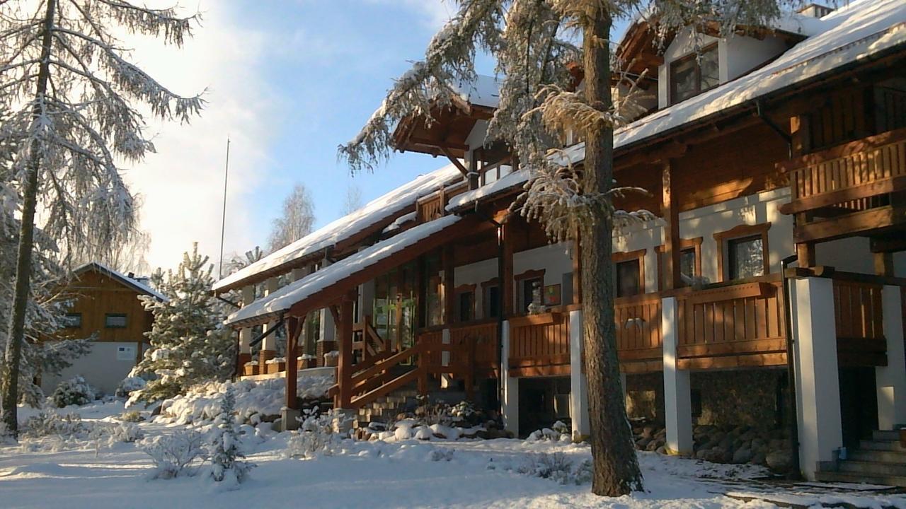 Stajnia Sarnowek Nad Jeziorem Rozany Bed and Breakfast Rozajny Wielkie Esterno foto